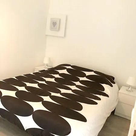 Holiday Rue Bouffard 3 *